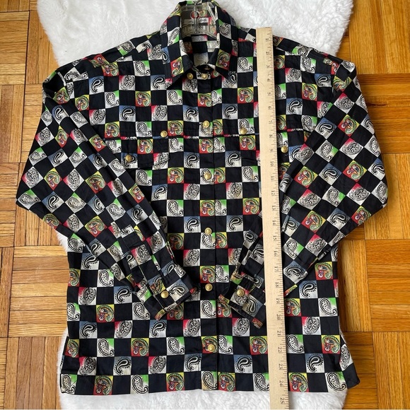 GIANNI VERSACE vintage shirt with gold buttons - Picture 9 of 12